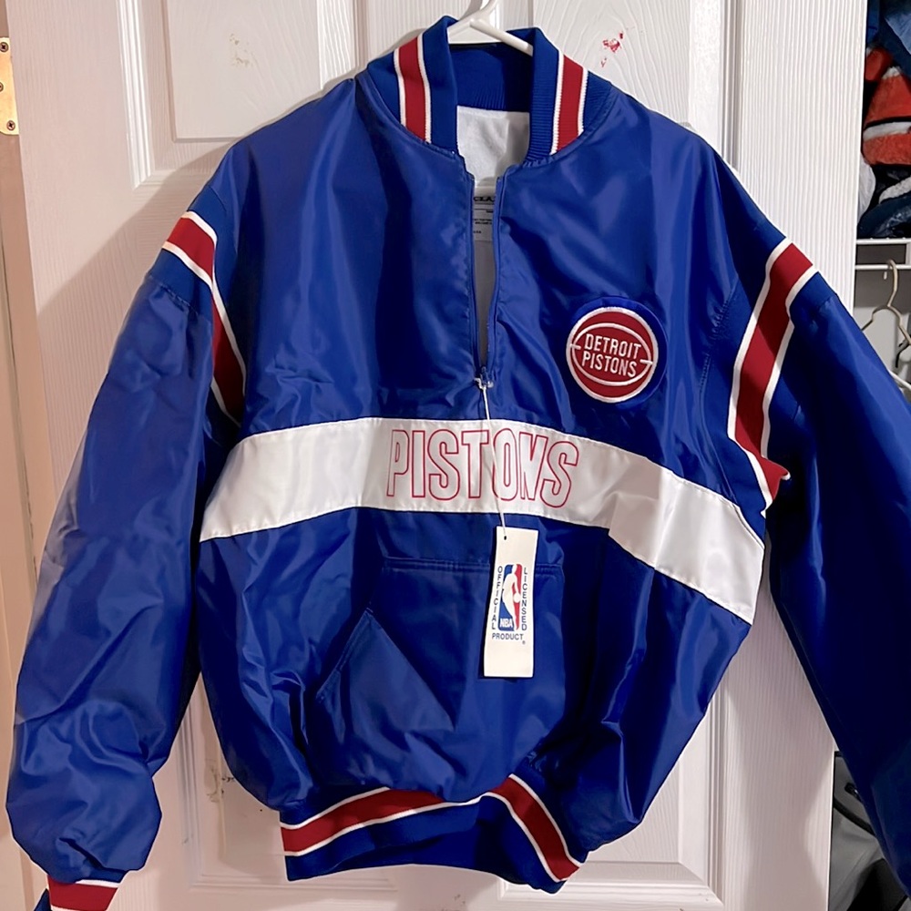 Rare Detroit Pistons Pullover N/WT DeLong